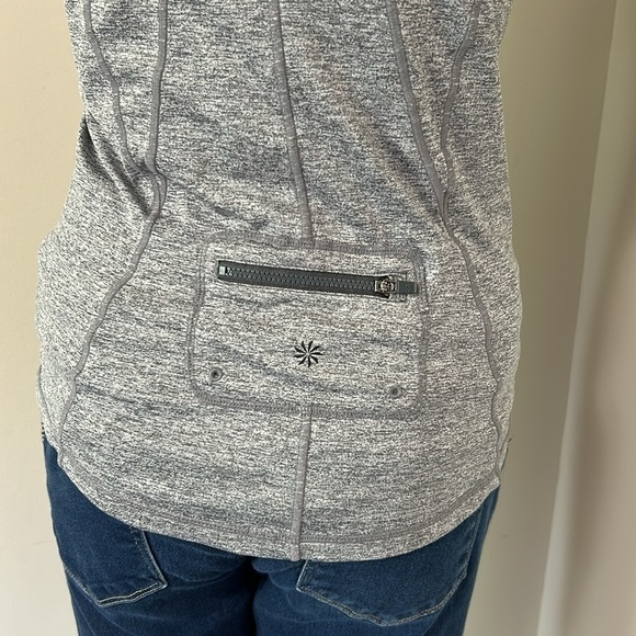 Athleta PACIFICA CONTOURED Grey HEATHER TEE UPF Swim Paddle Beach Sz S - Picture 8 of 13